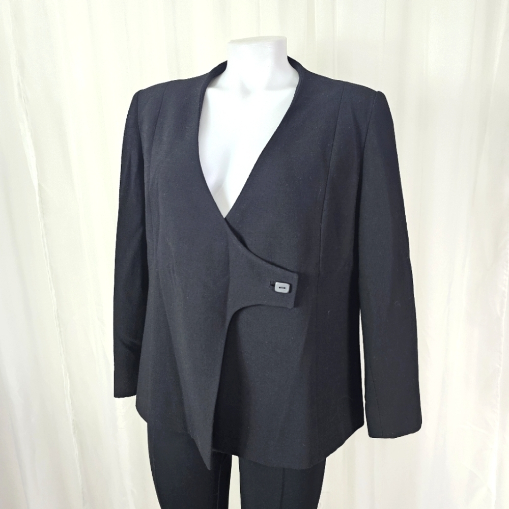Vintage Martino Midali black blazer collarless, asymmetric button v-neck large